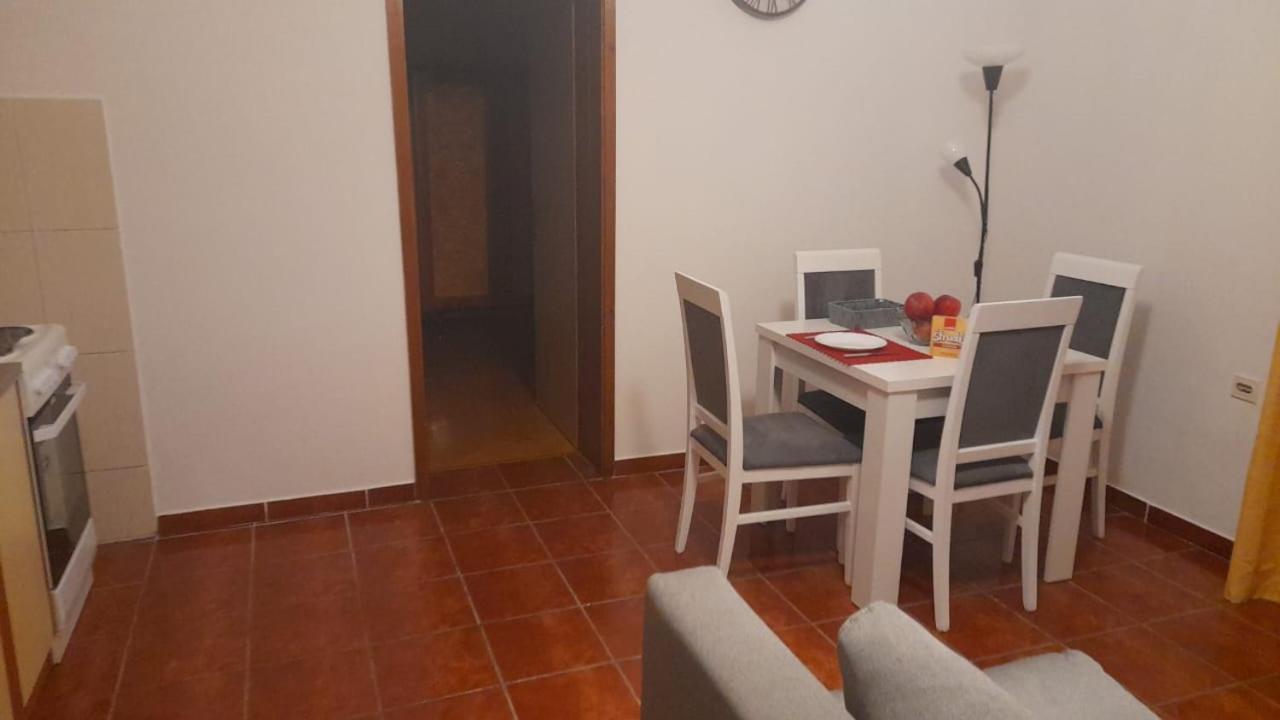 Milka Apartment Kotor Exterior photo